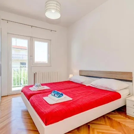 Maestral 3 Апартаменти Спліт