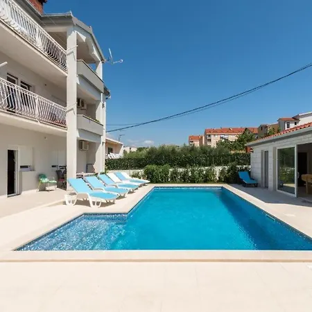 Апартаменти Maestral 3